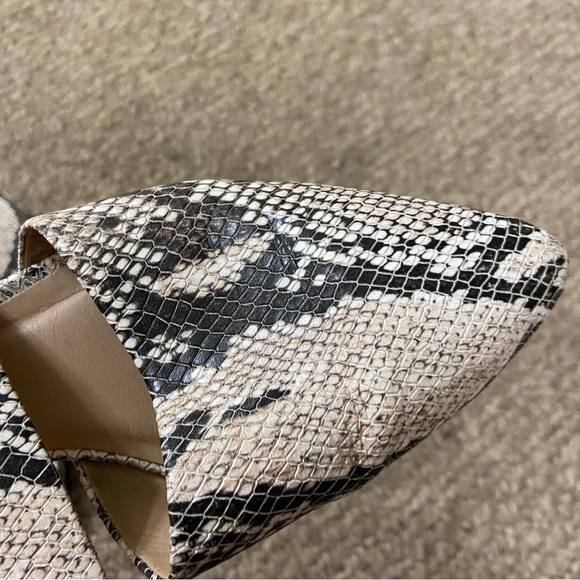 ABLE Handmade Leather Joselyne Snakeskin Pointy Toe Slide Flats - Picture 8 of 8